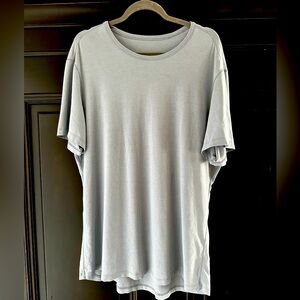 Men’s Lululemon 5 year Basic Tee XL